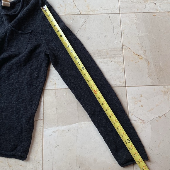 Hollister sweater - Picture 9 of 10